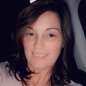 Meet your Posher, Stefanie